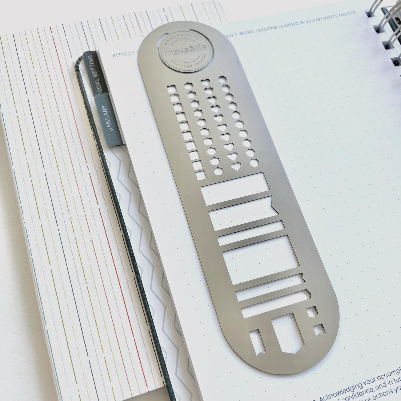 Stencil Bookmark MakseLife